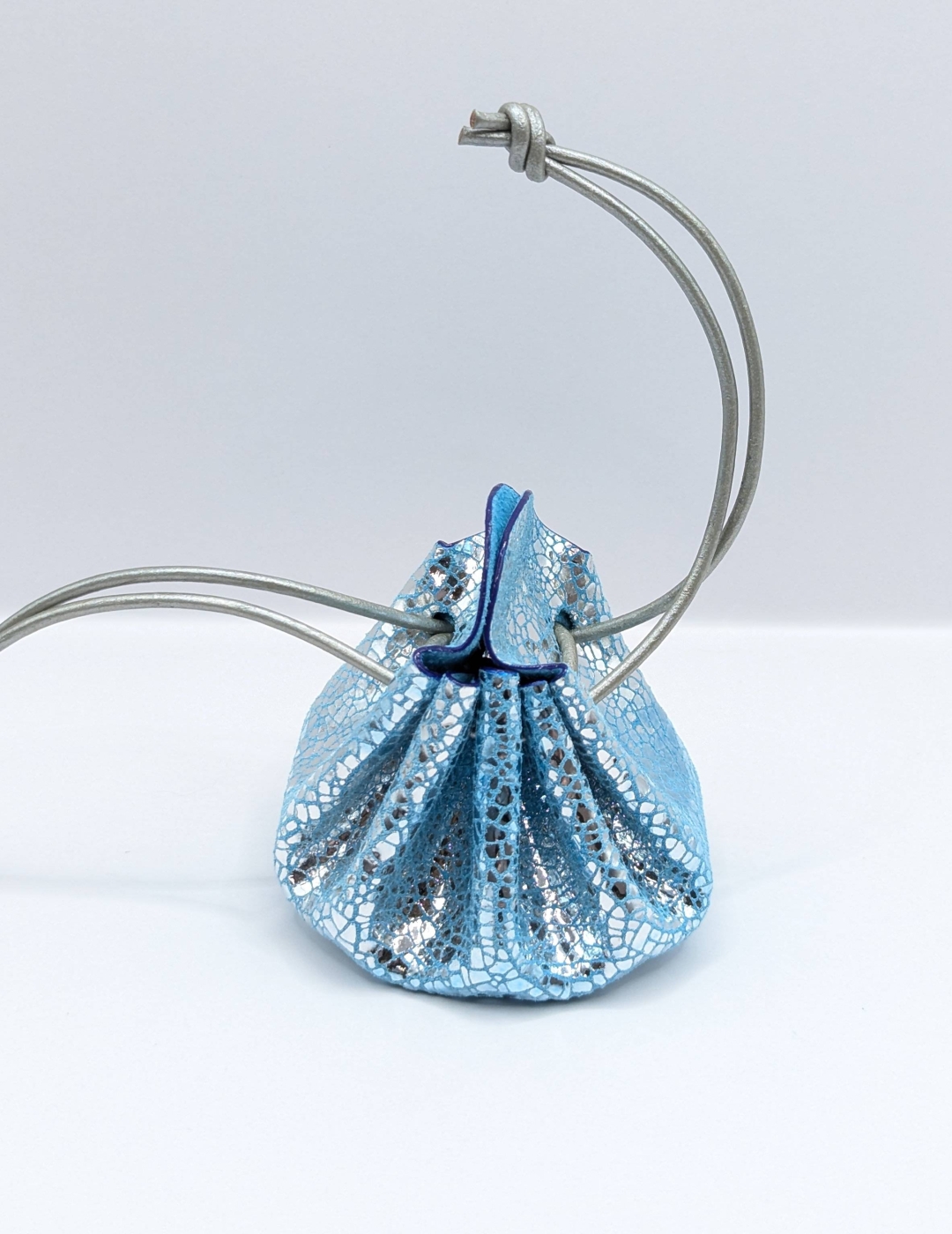 Petite bourse Bleu turquoise et argent Effet craquelé argent