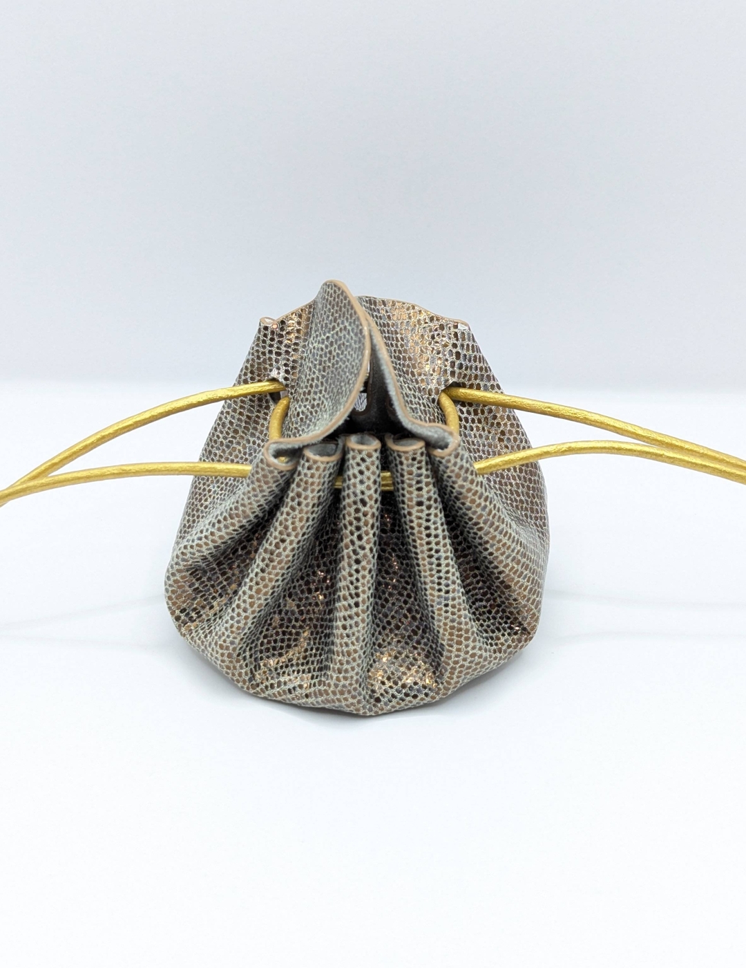 Petite bourse Bronze à petites paillettes