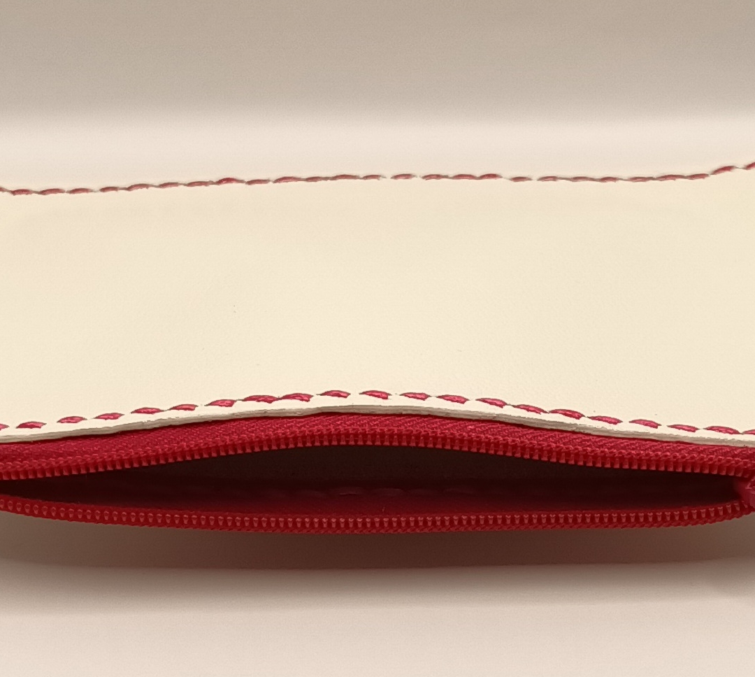 Porte-monnaie blanc et bordeaux