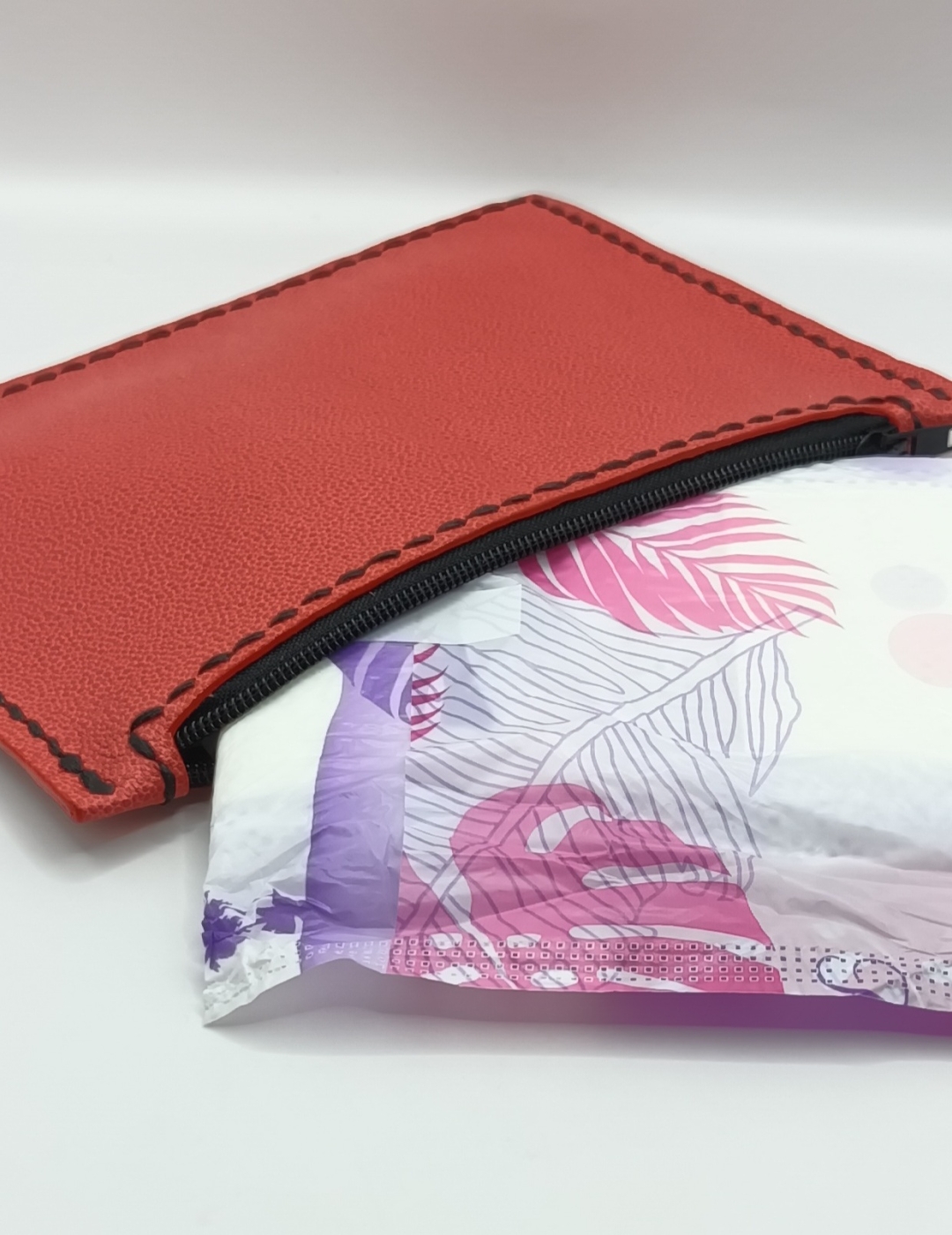 Porte-monnaie rouge et noir