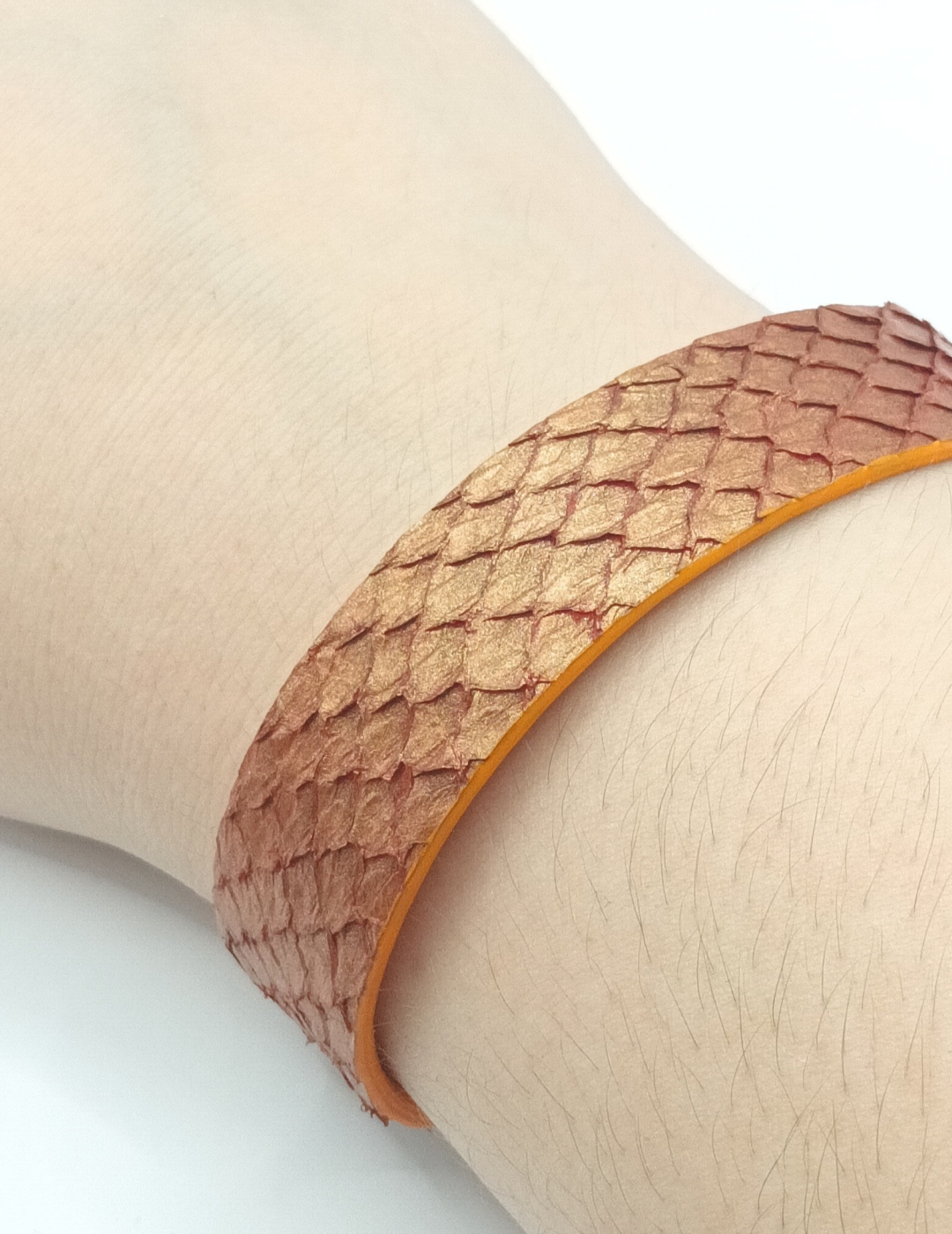 Bracelet orange irisé en saumon