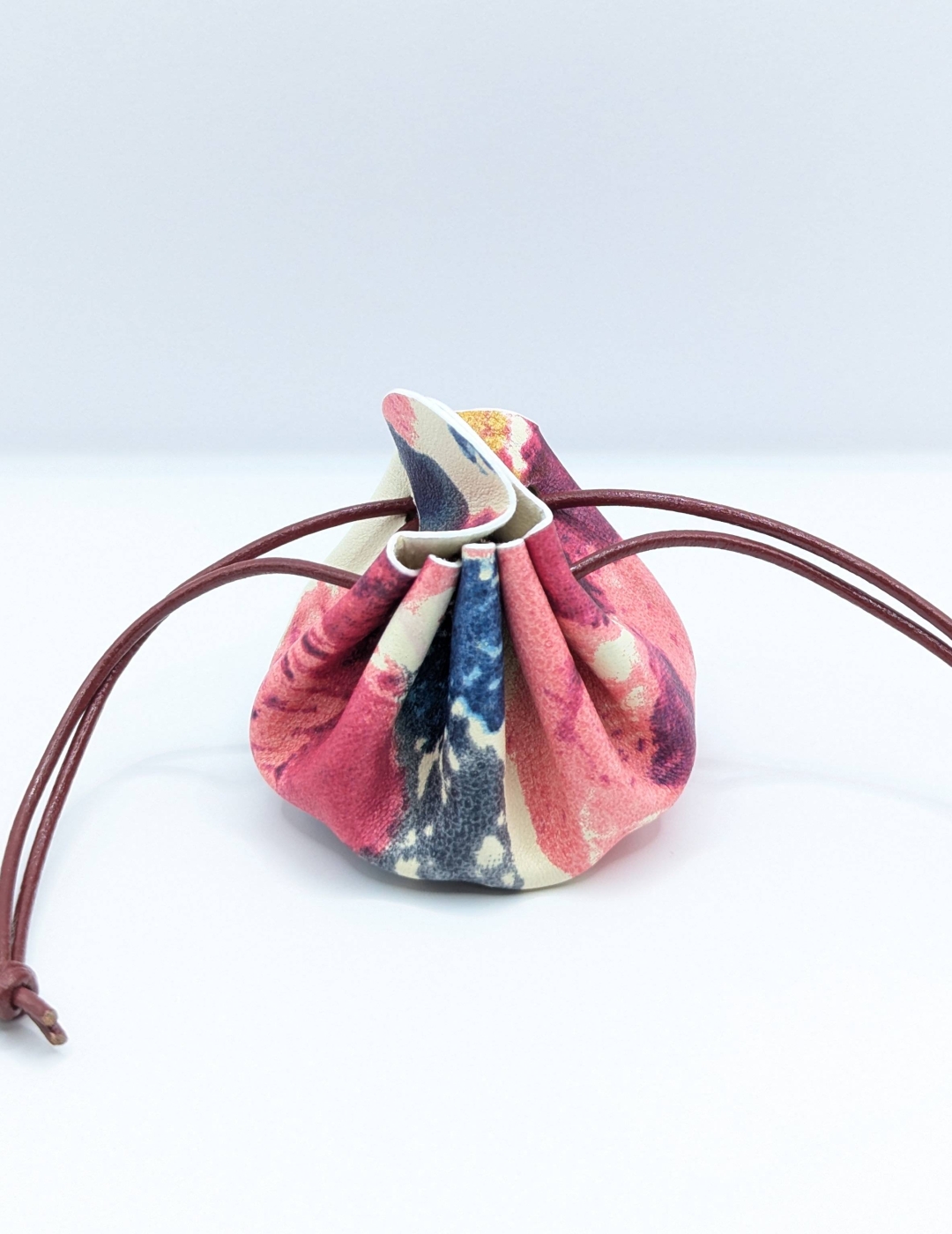 Petite bourse Crème A grosses fleurs