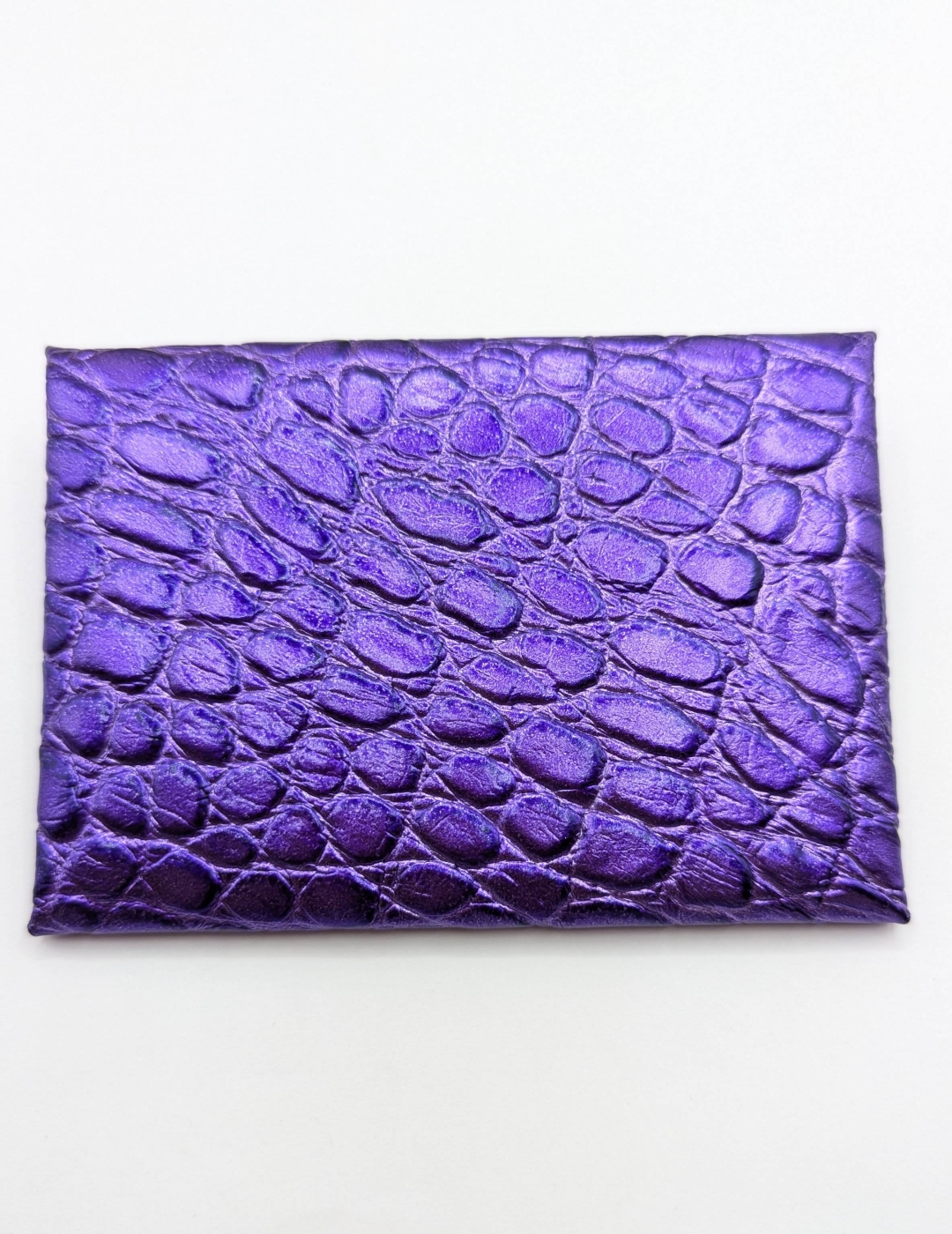 Porte-cartes Violet métallisé imitation crocodile