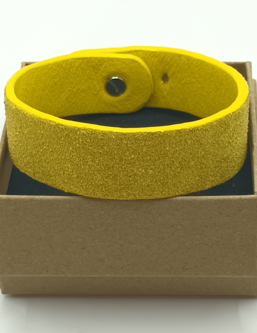 Bracelet perlé jaune