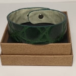 Bracelet effet crocodile vert foncé