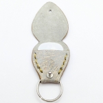 Étui à médiator Beige imitation léopard doré