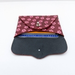 Porte-cartes Rouge à petites fleurs rose