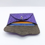 Porte-cartes Violet métallisé imitation crocodile