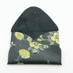 Porte-cartes Noir à fleurs vertes