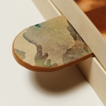 Marque-page camouflage irisé multicolore et beige
